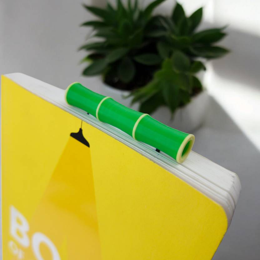3D CALM SWINGING PANDA BOOKMARK