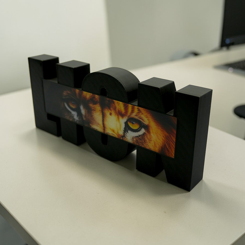 Lion Eyes Table Top Wildlife Desk And Home Decor And Collectibles