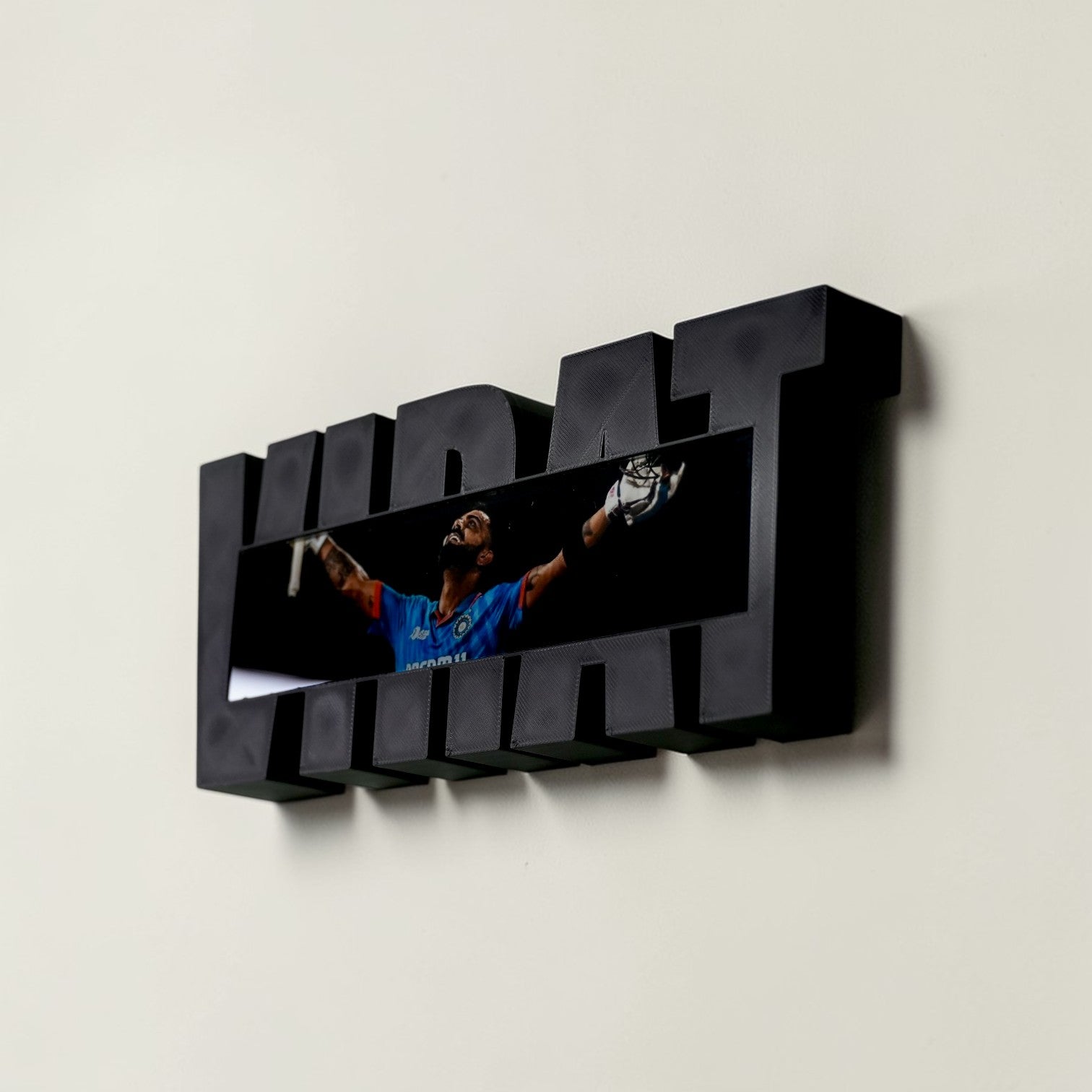 Virat Kohli Cricket Table Top Sports Desk And Home Decor And Collectibles