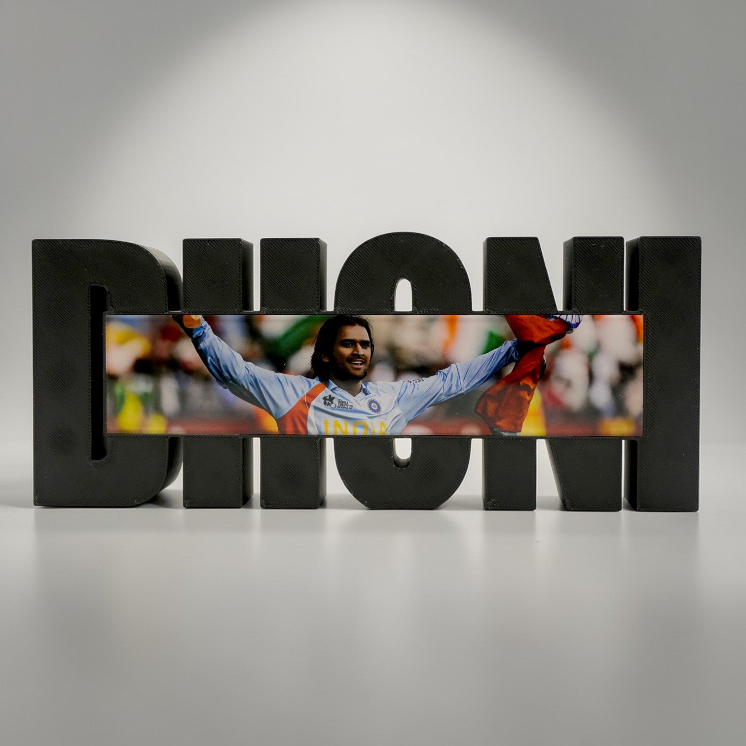 Dhoni Champion Moment Tabletop Cricket Legend Desk And Home Decor And Collectibles